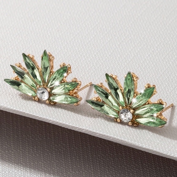 GlitzBlitz Boutique Jewelry - Any 2/$20! Gold & Green Crystal Fan Stud Earrings